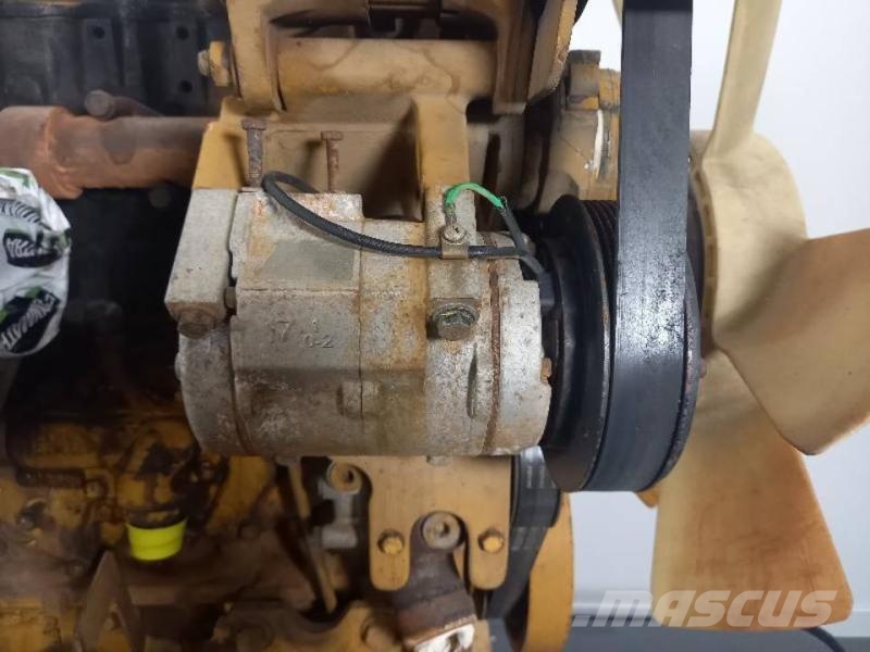 CAT 322C Други компоненти