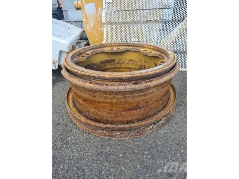 CAT 769D Ketjut, telat ja alustat