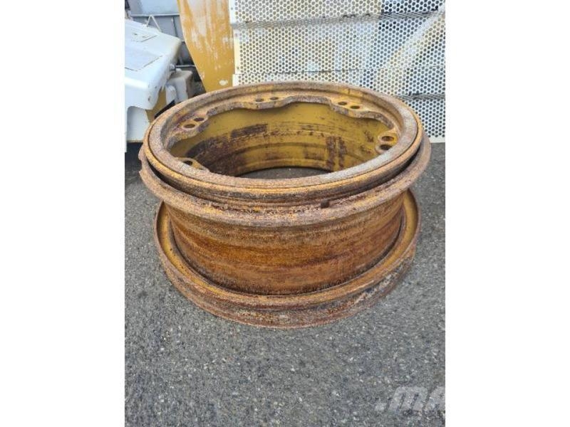 CAT 769D Ketjut, telat ja alustat