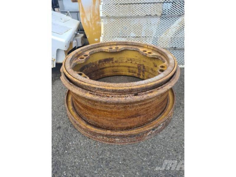 CAT 769D Ketjut, telat ja alustat