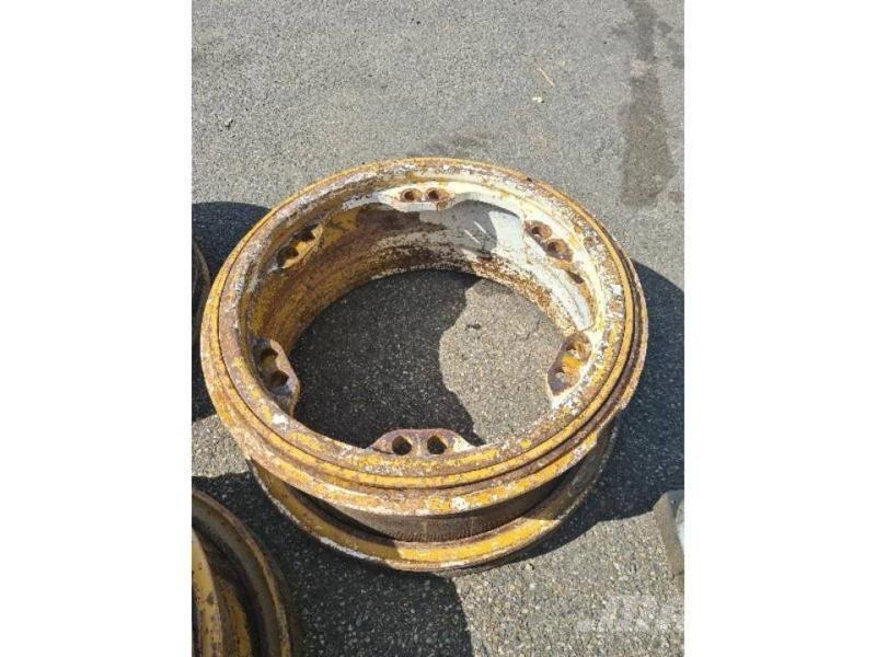 CAT 769D Ketjut, telat ja alustat