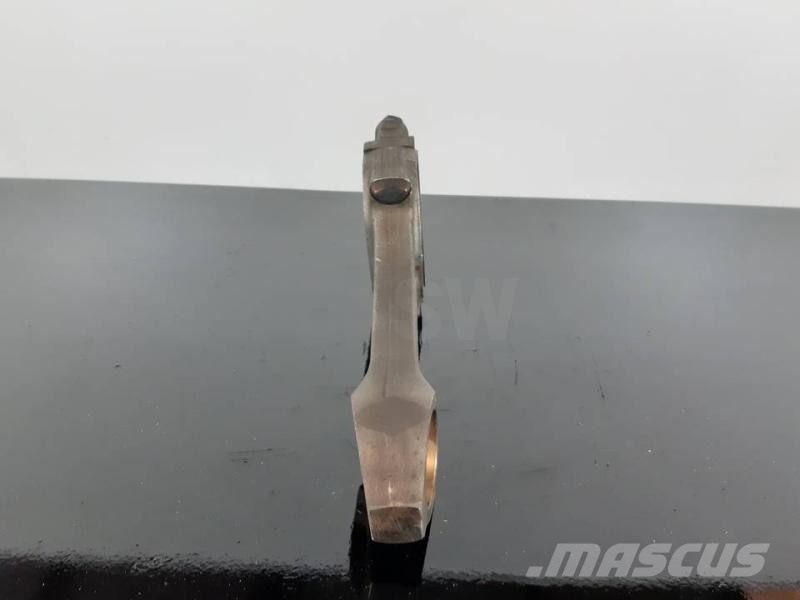 CAT 826C Други компоненти