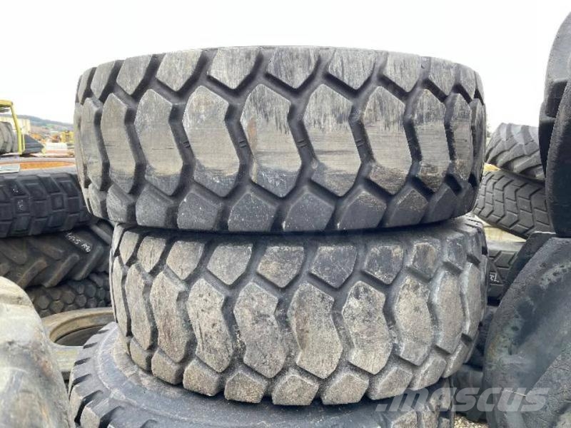 CAT 918M Ketjut, telat ja alustat
