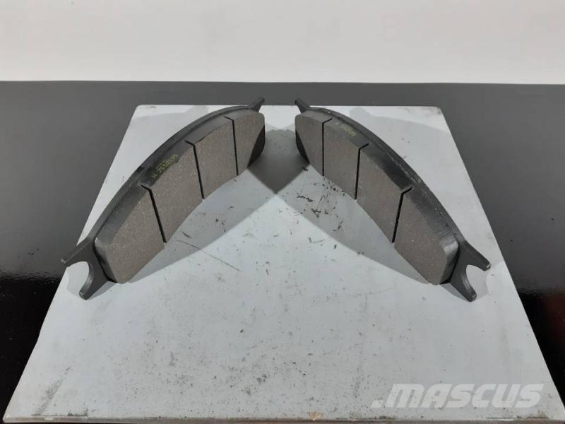 CAT 930 Ketjut, telat ja alustat
