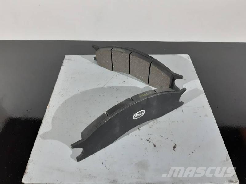 CAT 930 Ketjut, telat ja alustat