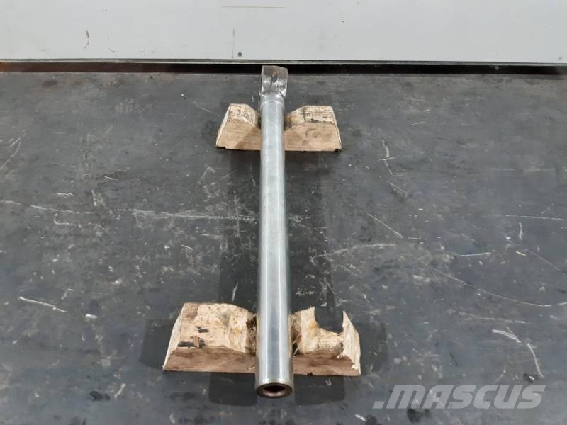 CAT 936 Други компоненти