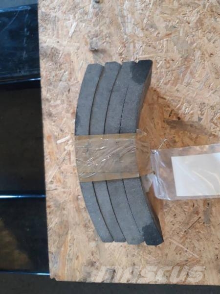 CAT 966C Ketjut, telat ja alustat