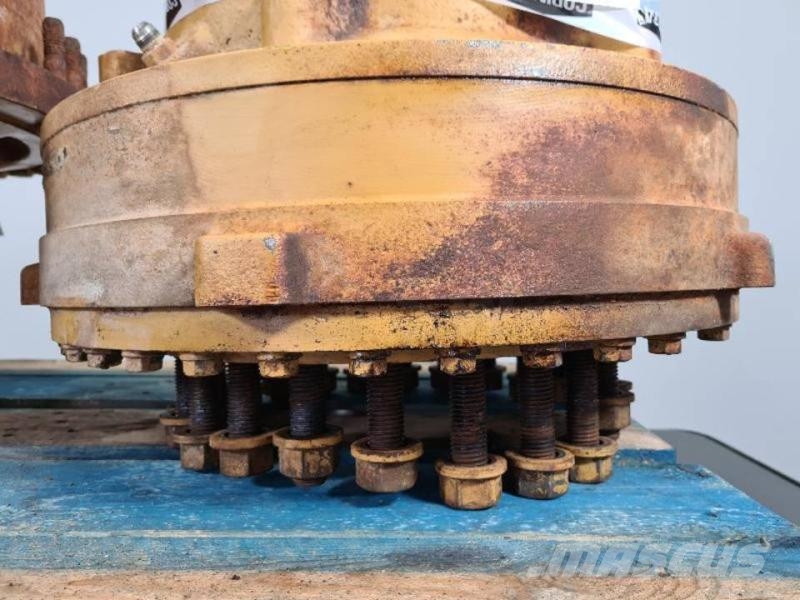 CAT 988B Други компоненти