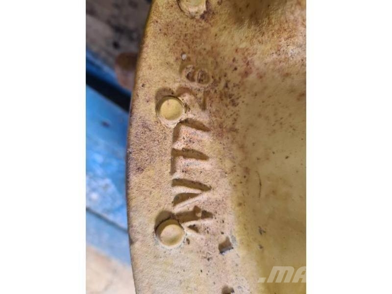 CAT 988B Други компоненти