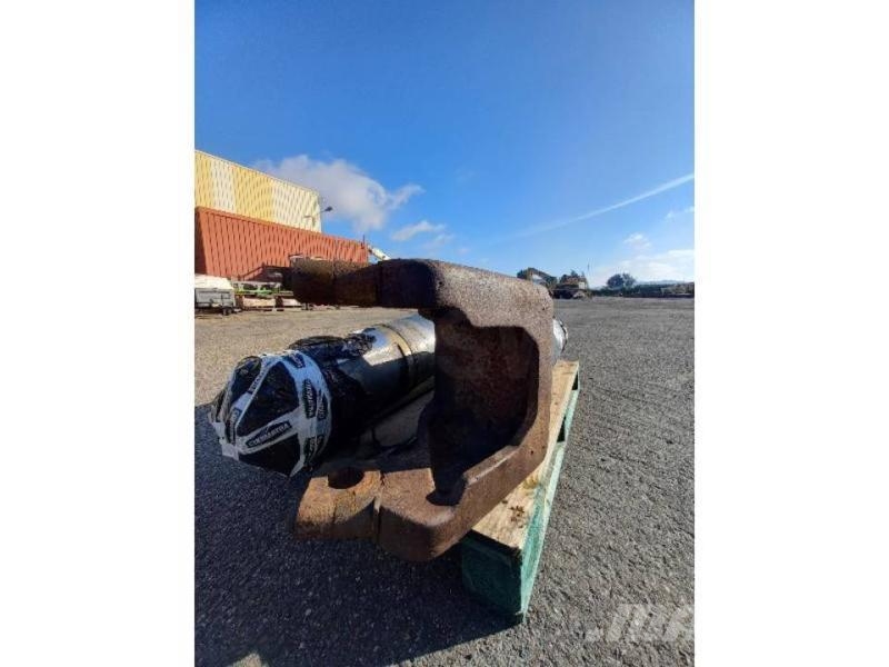CAT D6RXL Ketjut, telat ja alustat