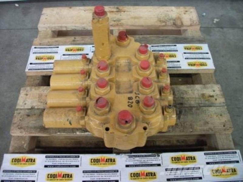 JCB 820 Alte componente