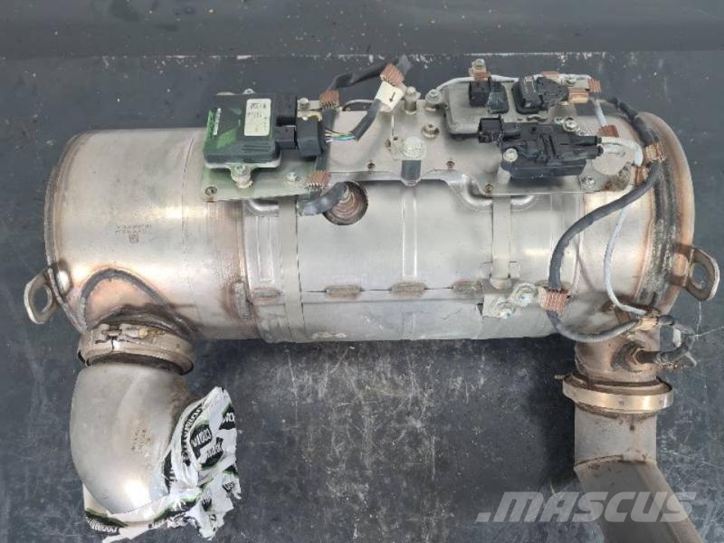 Komatsu PC228USLC-11 その他部品