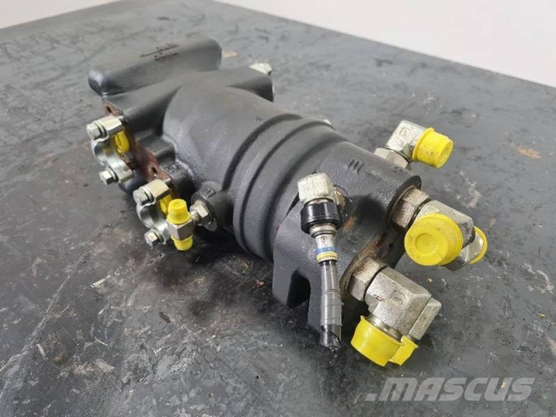 Komatsu PC228USLC-11 Άλλα εξαρτήματα