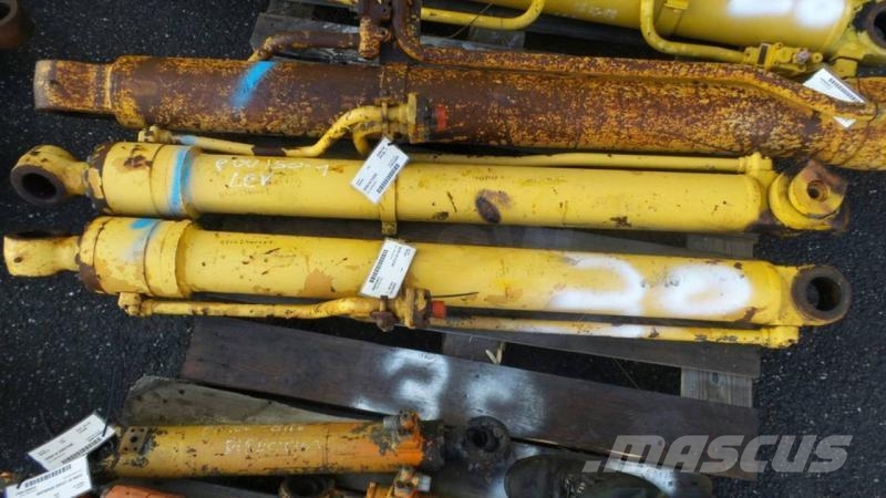 Komatsu PW150-1 其他组件