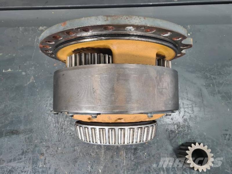 Komatsu WA500-6 其他组件