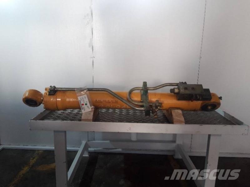 Liebherr R900C Ostale komponente
