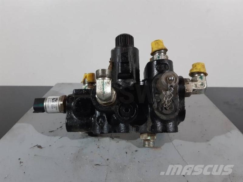 Volvo A30G Other components