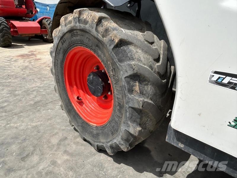 Bobcat TL 38.70HF 伸缩臂叉装车|叉装车