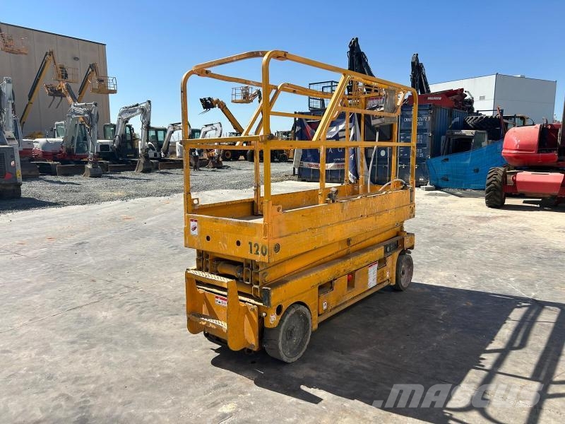 Haulotte Compact 8 Plataformas con brazo de elevación manual