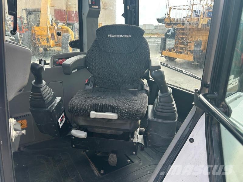 Hidromek HMK62SS Retrocargadoras
