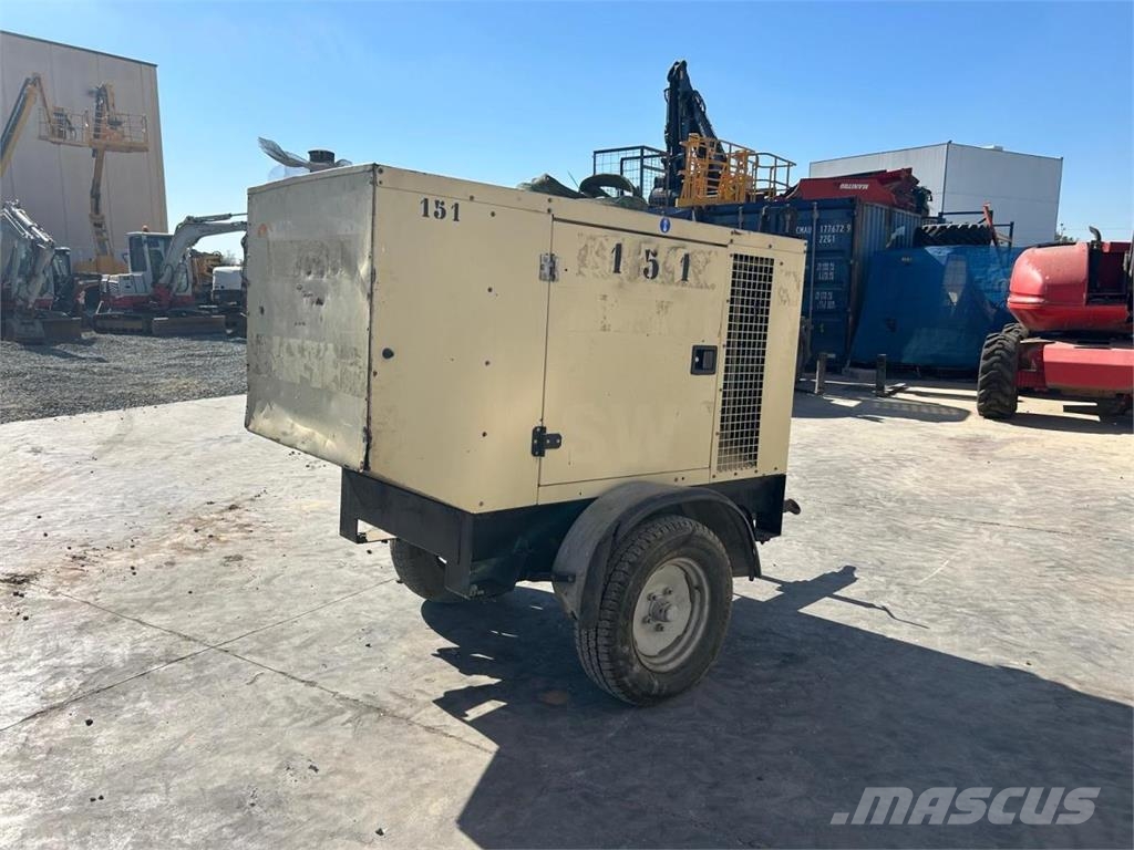 Ingersoll Rand G44R2 Naftové generátory