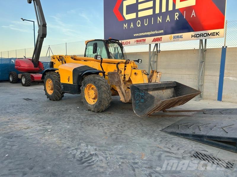 JCB 535-125 Teleskopiskie manipulatori