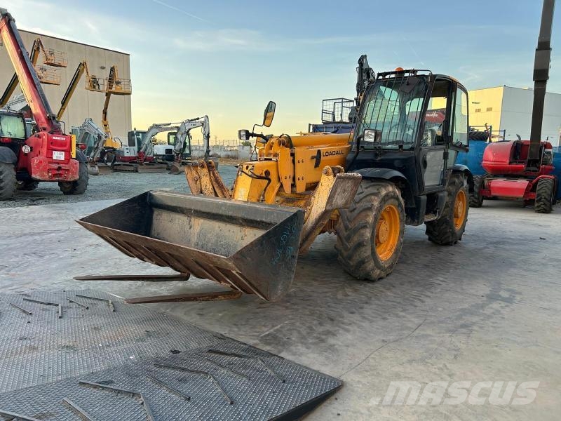 JCB 535-125 مناولات متداخلة