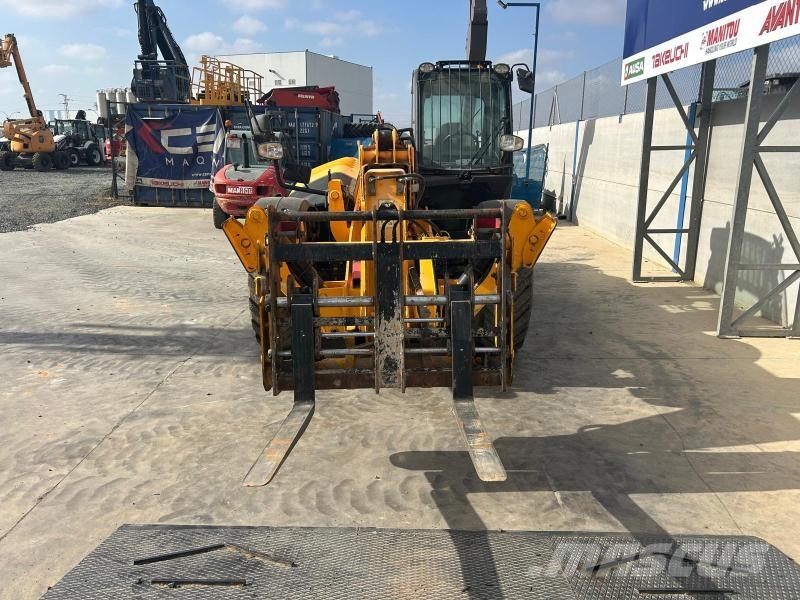 JCB 540-140 Teleskoplæssere
