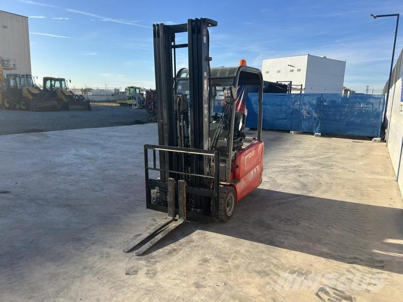 Manitou ME320 Další