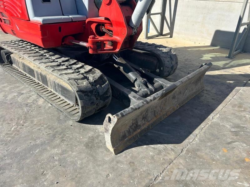 Takeuchi TB 250 Mini pelle < 7t