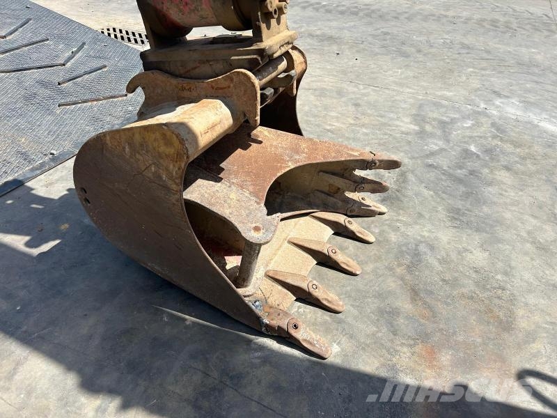Takeuchi TB250 Miniescavadeiras < 7t (Mini escavadeiras)