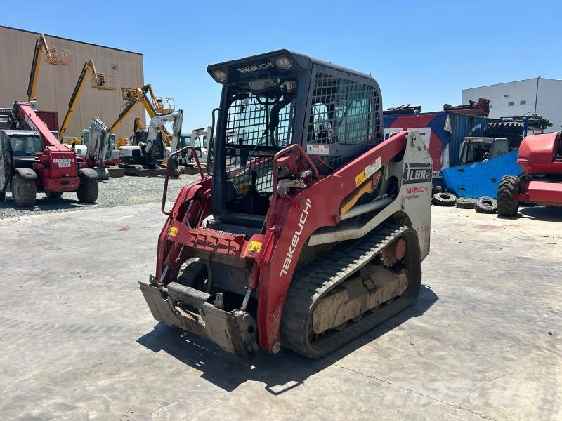 Takeuchi TL 8-R2 Nakladalci goseničarji