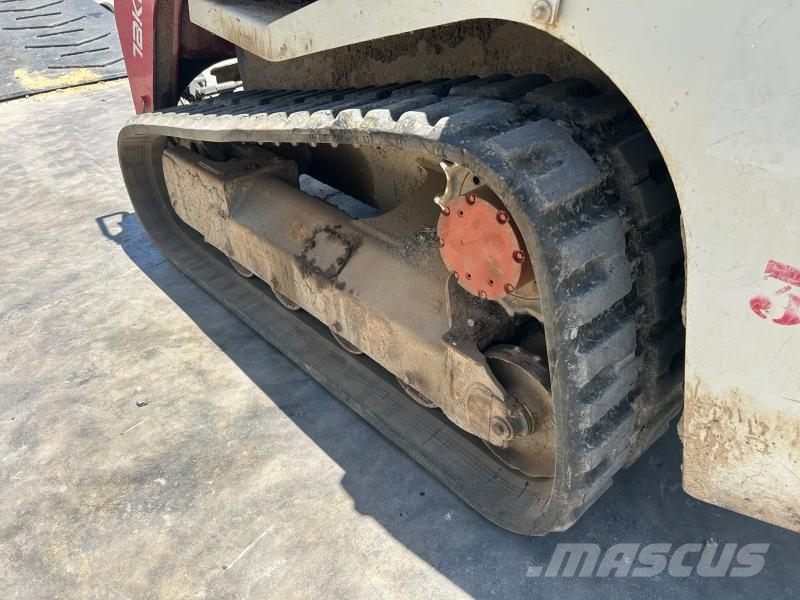 Takeuchi TL 8-R2 Crawler FEL's