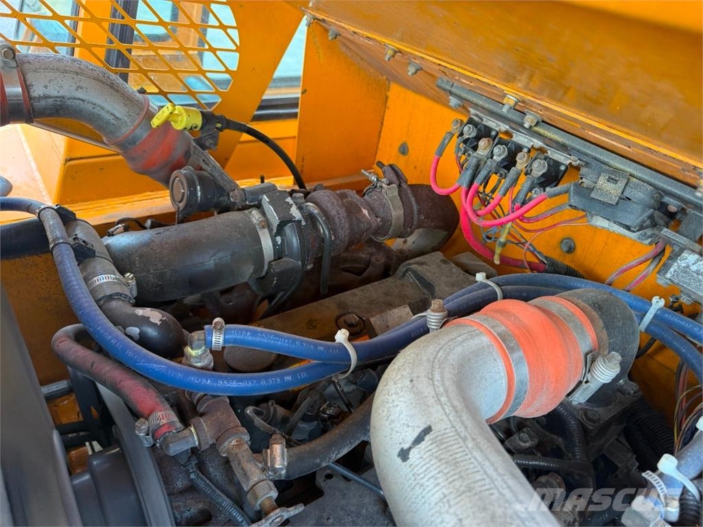 Broderson IC-200-3G Rough terrain cranes