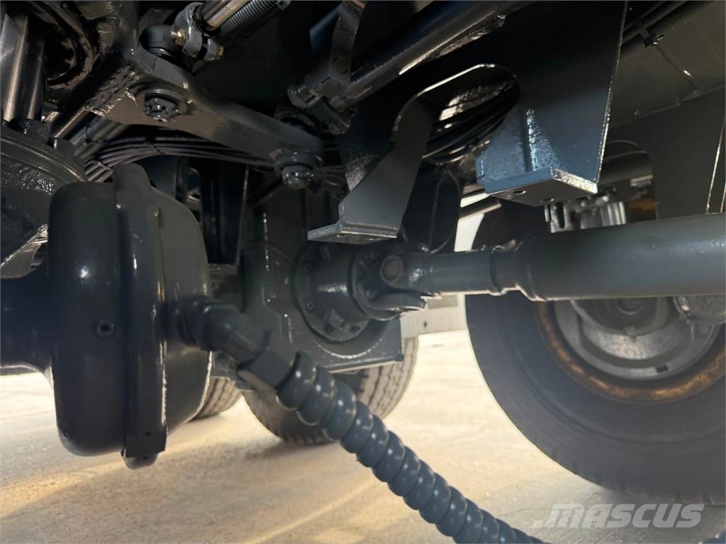 Grove GMK5165-2 رافعات صالحة لكل أنواع الطرق