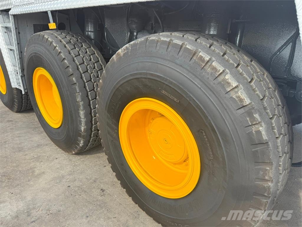 Grove GMK5165-2 رافعات صالحة لكل أنواع الطرق