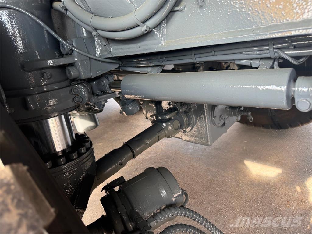 Grove GMK5165-2 رافعات صالحة لكل أنواع الطرق