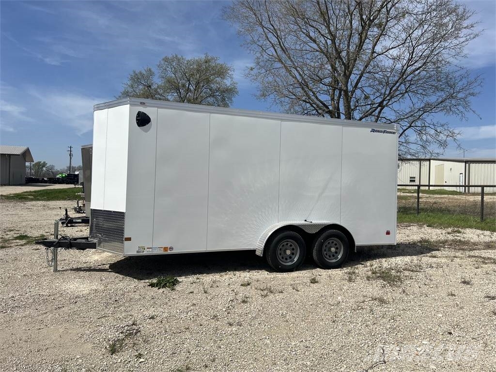 Wells Cargo Road Force Cajas de remolque