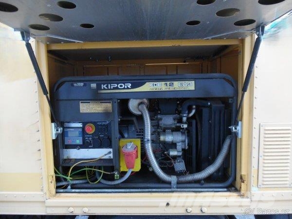 Avia D75 Van Body Trucks