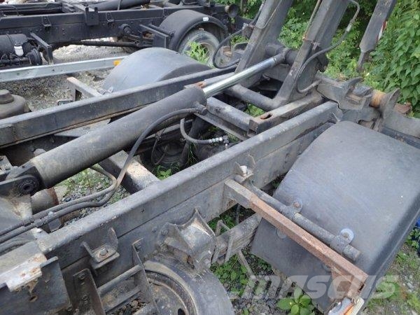Avia D90 N +CTS 5038 Camion ampliroll