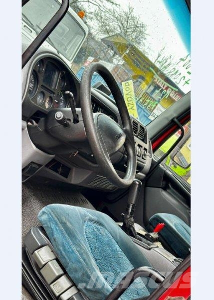 DAF LF45.220 +(CZ) CTS Camiones polibrazo