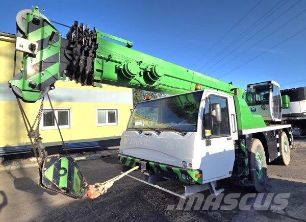 Demag Terex AC 40L Autojeřáby, hydraulické ruky