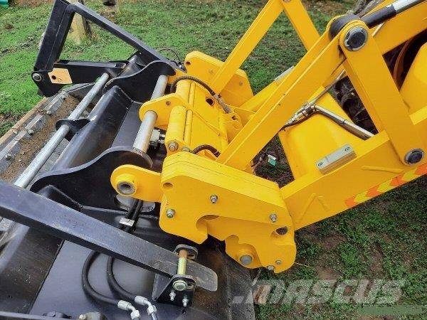 JCB 4CX +Piling Master Backhoe loaders