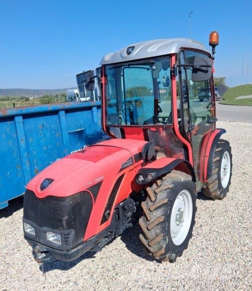  _JINÉ Antonio Carraro TRX 5800 Трактори
