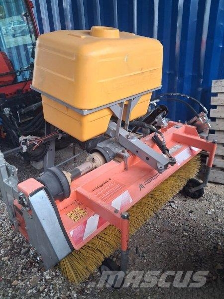  _JINÉ Antonio Carraro TRX 5800 Трактори
