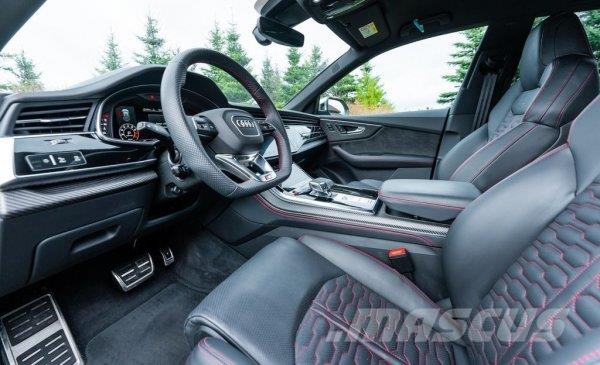 _JINÉ AUDI - RS Q8 TFSi Quattro Dynamik SUV Sonstige Baumaschinen