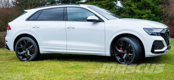 _JINÉ AUDI - RS Q8 TFSi Quattro Dynamik SUV Sonstige Baumaschinen