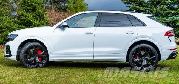 _JINÉ AUDI - RS Q8 TFSi Quattro Dynamik SUV Sonstige Baumaschinen
