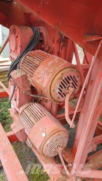  _JINÉ (CZ) Stros - PP8 A Sonstige Baumaschinen