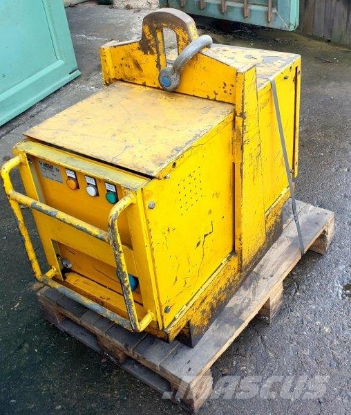 _JINÉ FR) Lenoir - RB 40 Sonstige Baumaschinen